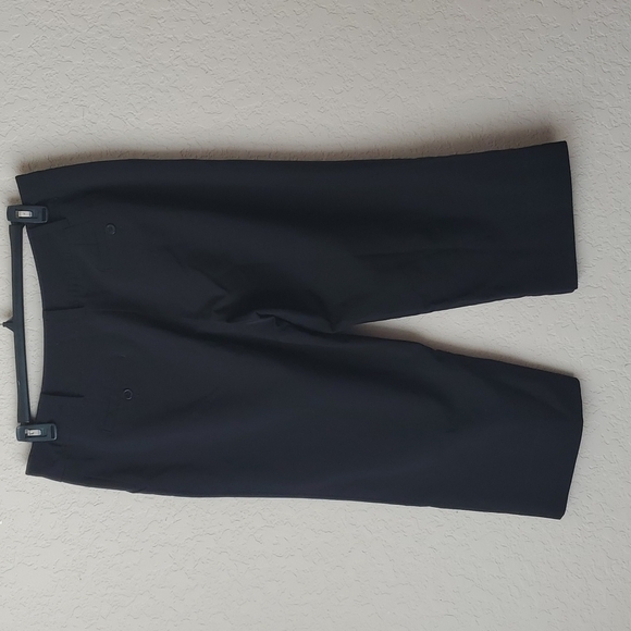 Worthington sz 14 black Bermuda office pants🌛 - Picture 3 of 7